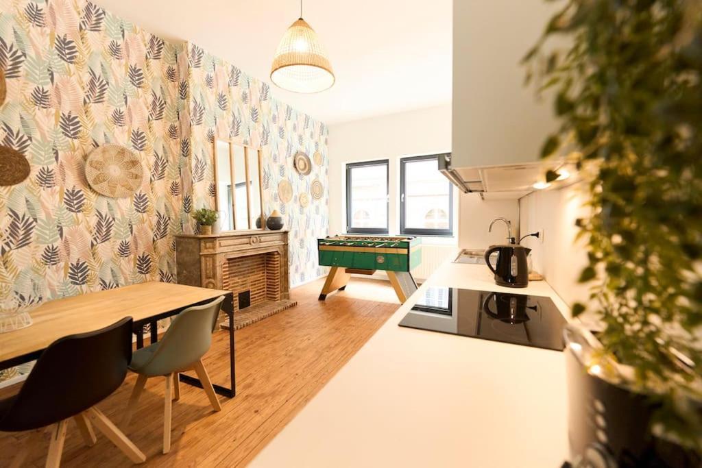 Hippie Chic ! Apartment Mons Luaran gambar