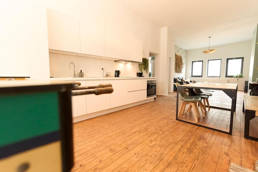 Hippie Chic ! Apartment Mons Luaran gambar