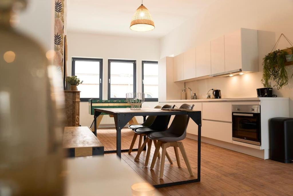 Hippie Chic ! Apartment Mons Luaran gambar
